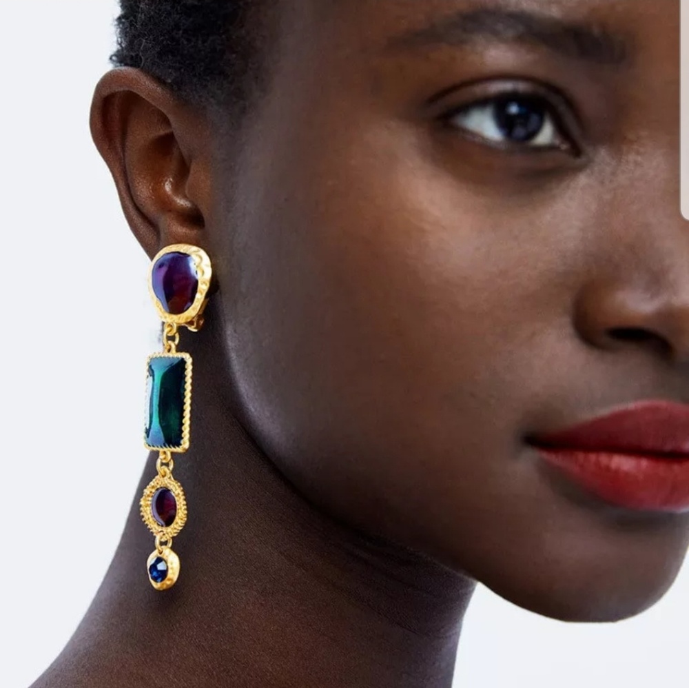 Fashion jewelry earrings